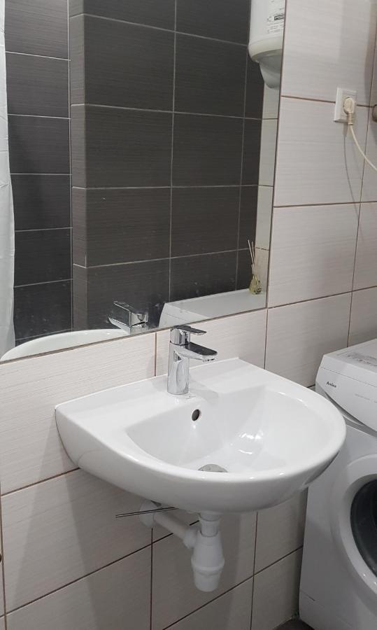 Arena Studio Apartman Gliwice Kültér fotó